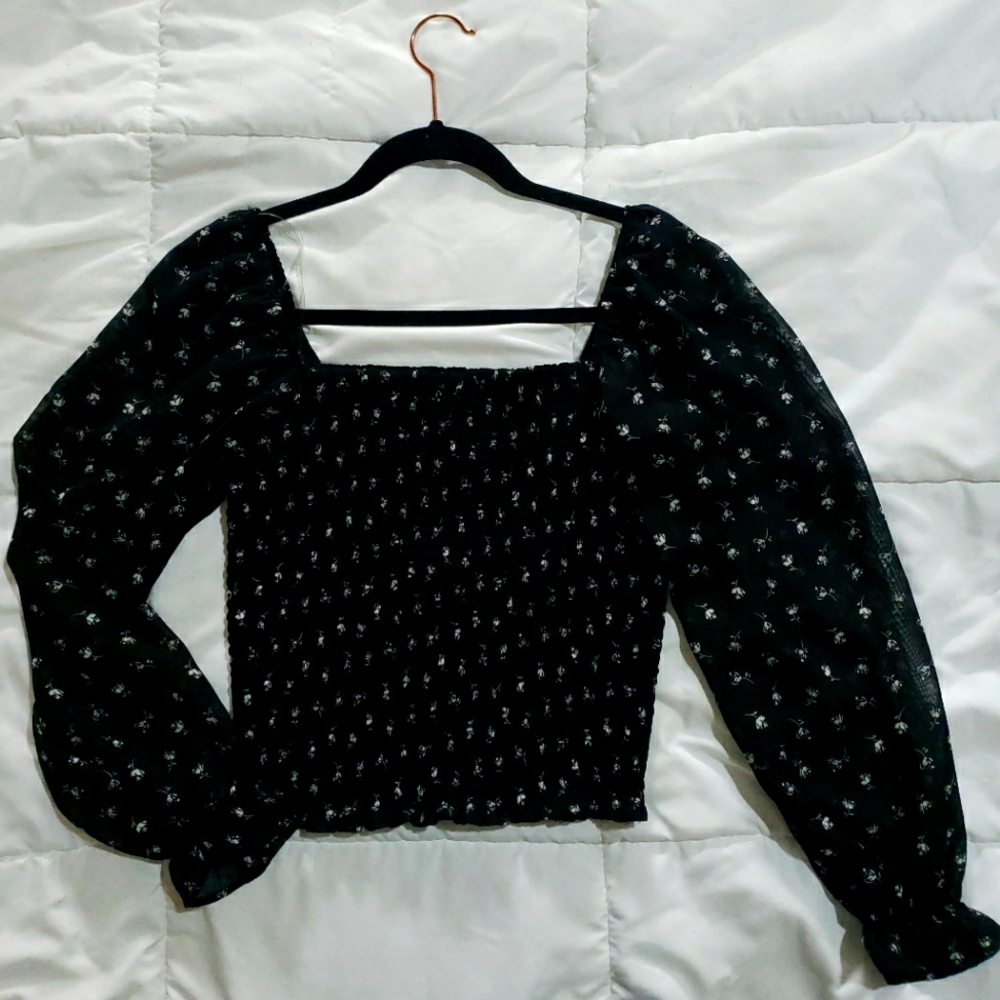 Lush / Small / Black top